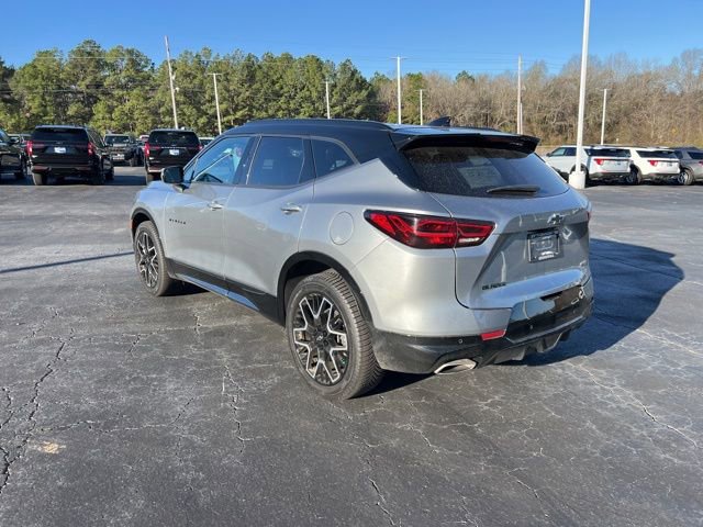 Used 2024 Chevrolet Blazer RS w/ Driver Confidence II Package image 4