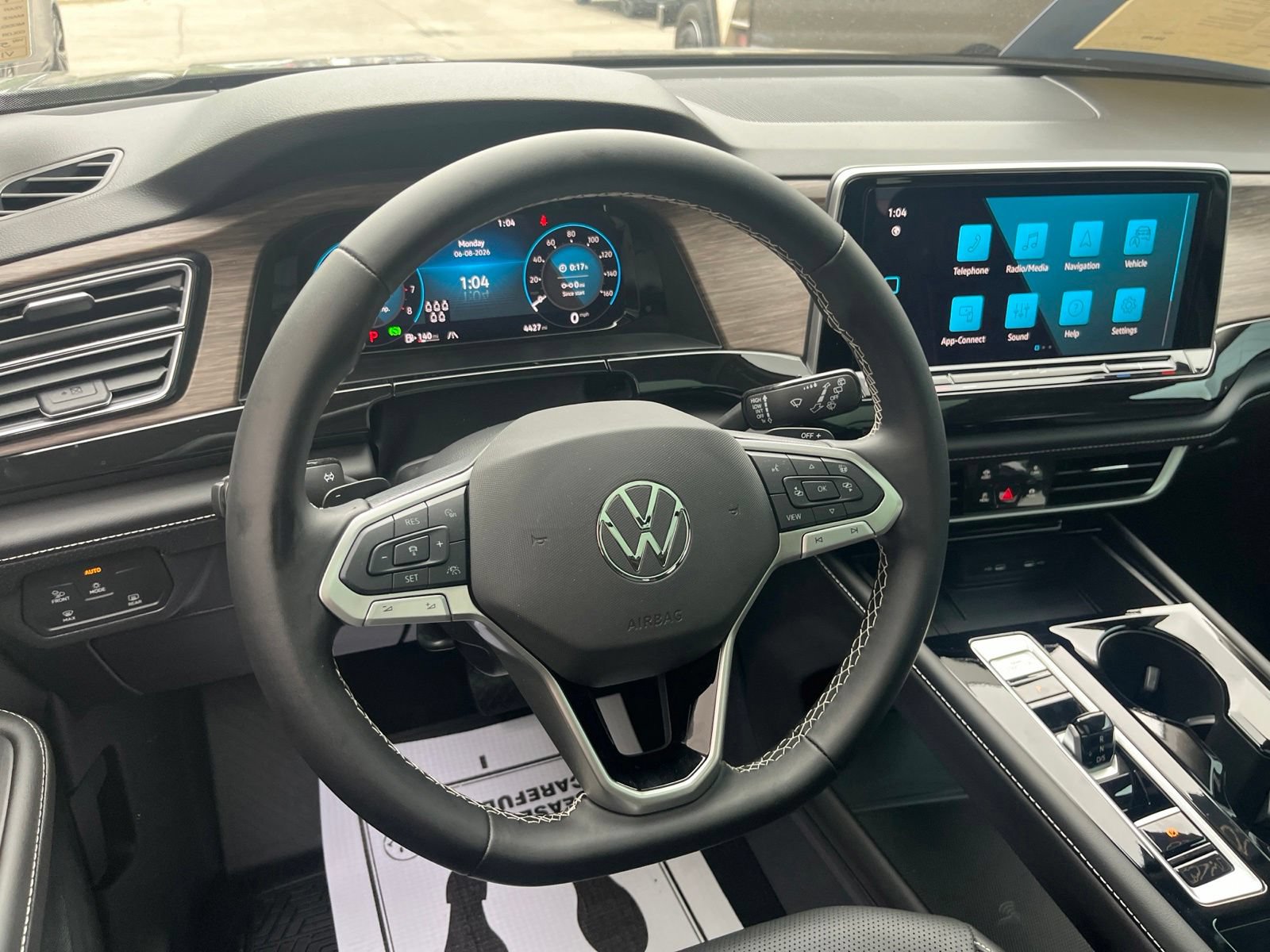 Certified 2026 Volkswagen Atlas SEL AWD/4WD image 43