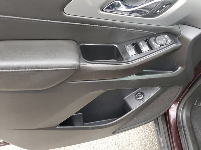 Used 2023 Chevrolet Traverse LT FWD image 20