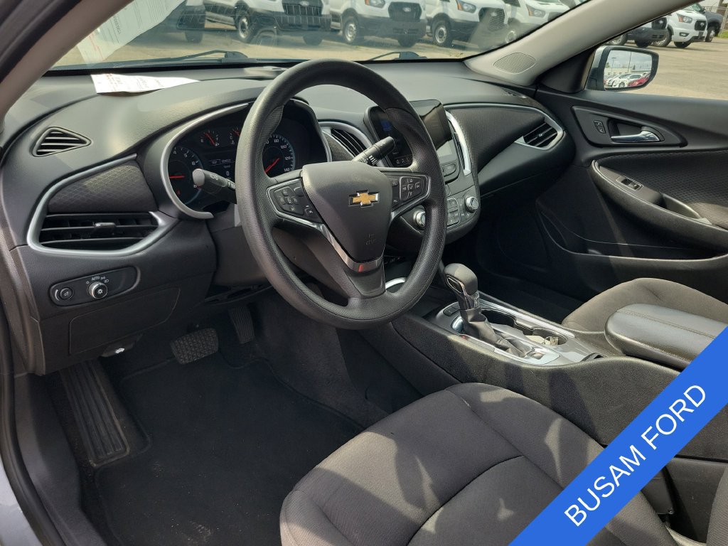 Used 2024 Chevrolet Malibu LT FWD image 12