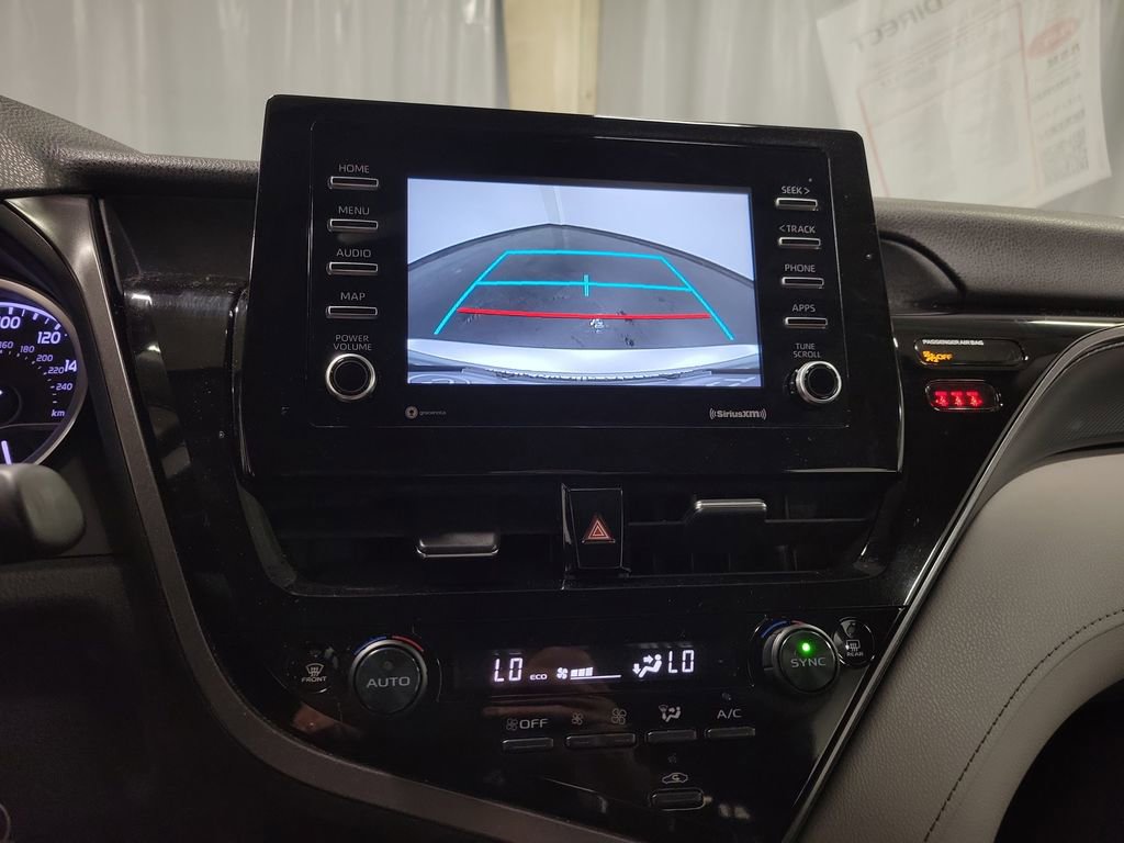 Used 2022 Toyota Camry LE AWD/4WD image 16
