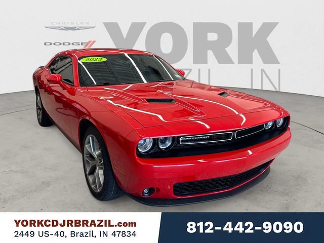 Used 2023 Dodge Challenger SXT w/ Plus Package RWD image 7
