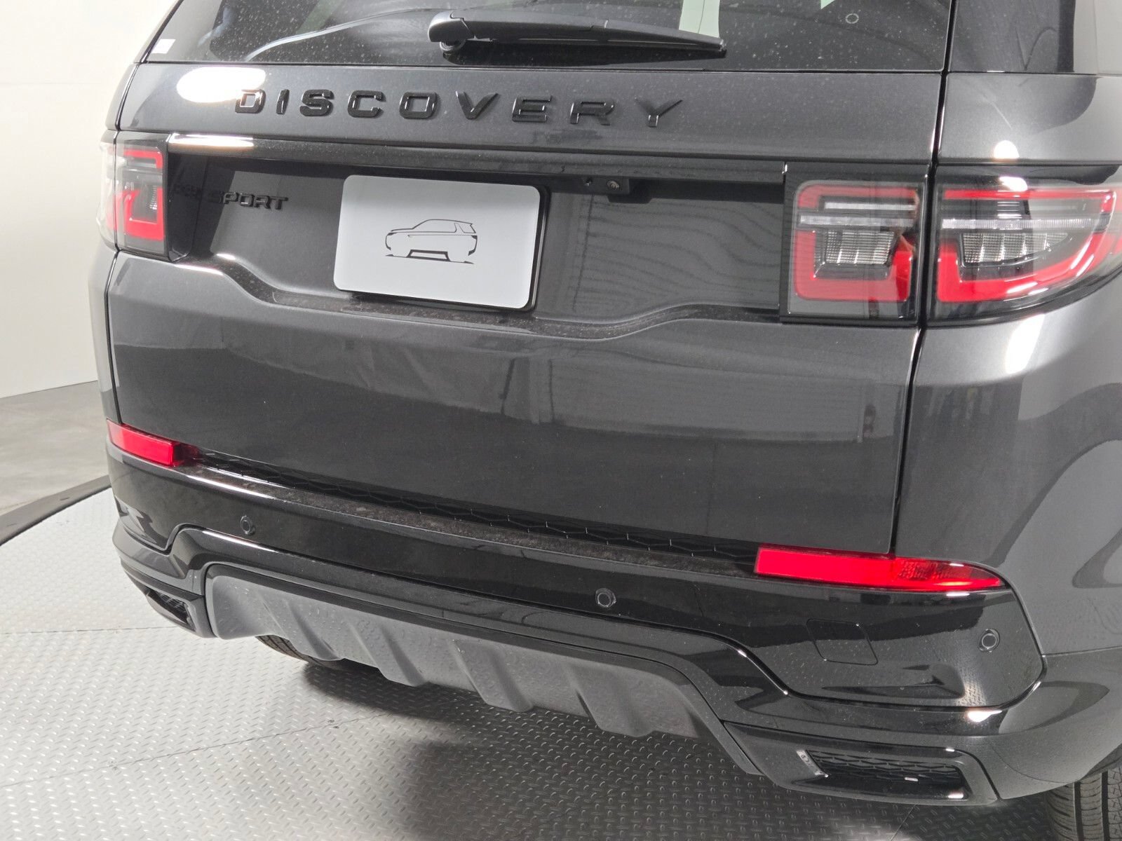 New 2026 Land Rover Discovery Sport Landmark AWD/4WD image 7