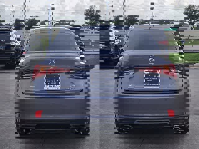 Used 2018 Lexus IS 300 F Sport image 5