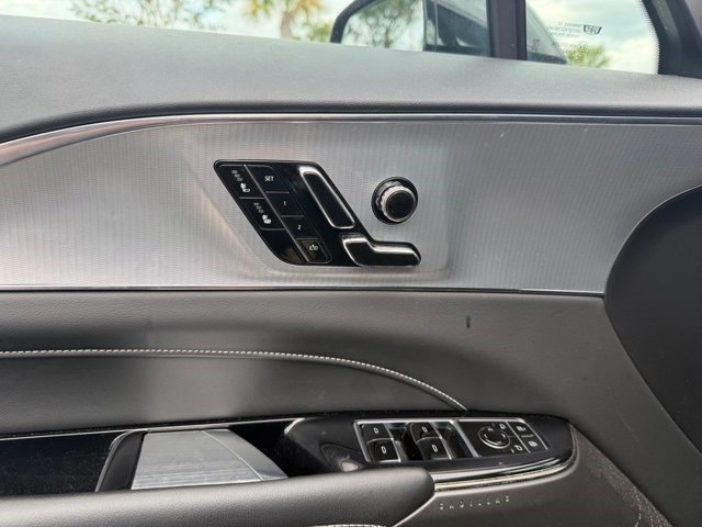 Certified 2024 Cadillac Lyriq Tech AWD/4WD image 12