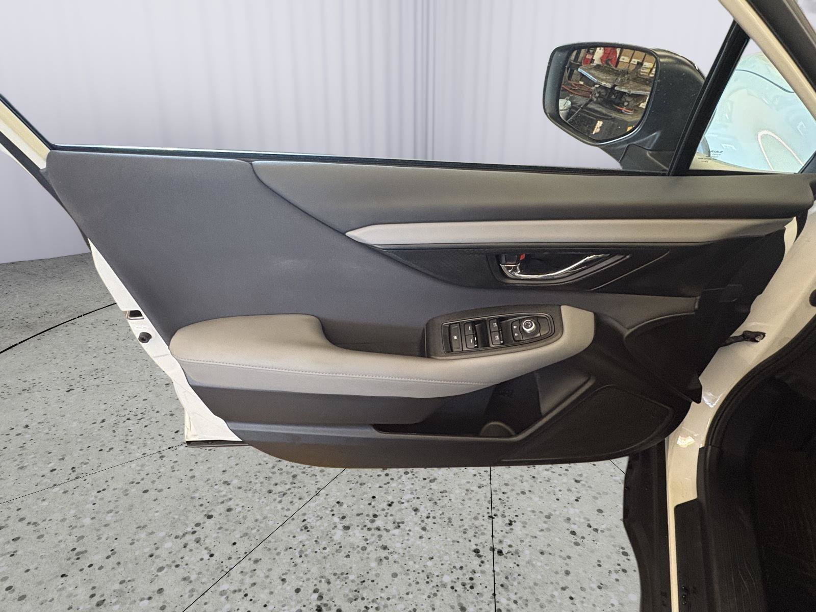 Used 2024 Subaru Outback Premium AWD/4WD image 24
