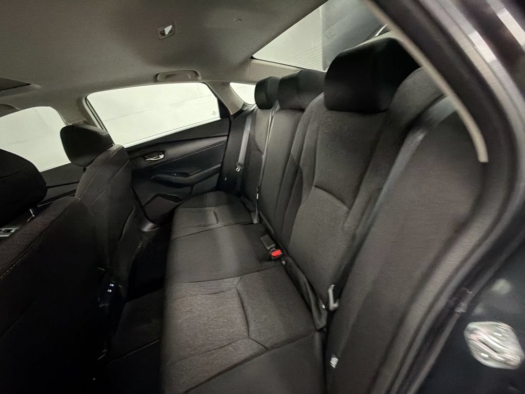 Used 2025 Honda Accord SE image 24
