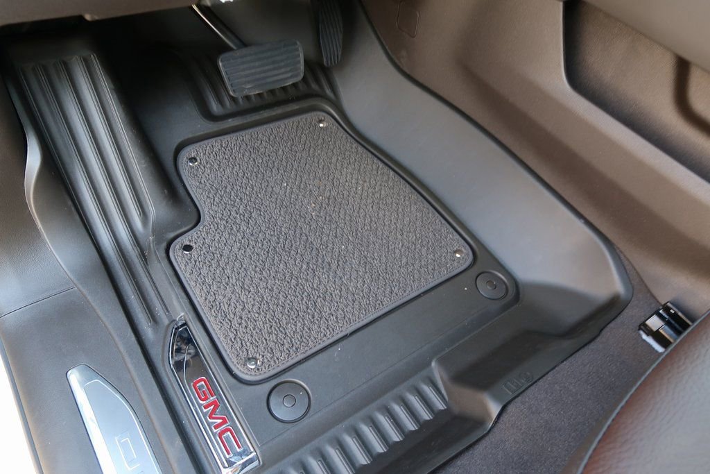 New 2026 GMC Sierra 2500 Denali w/ Denali Reserve Package image 15