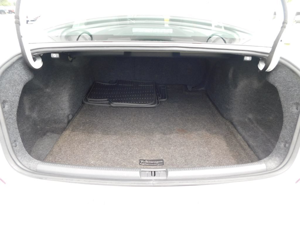 Used 2021 Volkswagen Passat 2.0T R-Line FWD image 22