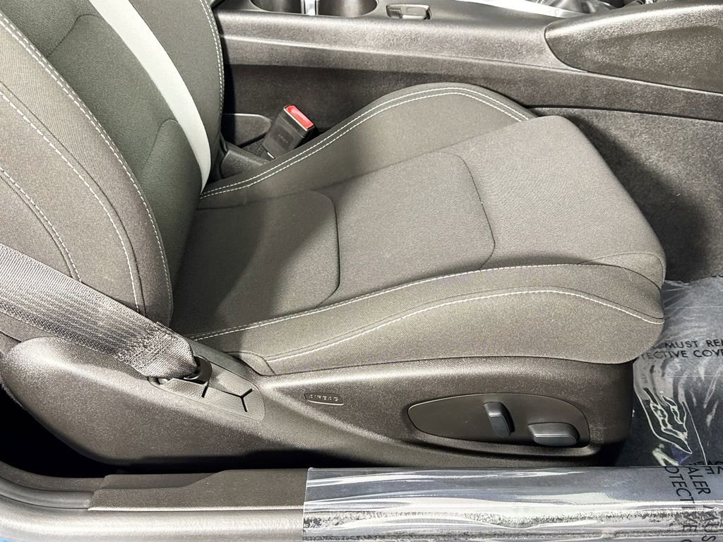 Used 2019 Chevrolet Camaro LT w/ RS Package image 29