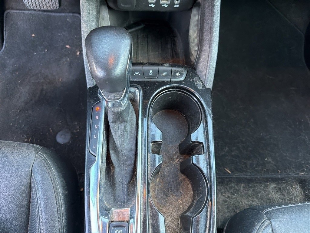 Used 2022 Chevrolet TrailBlazer ACTIV w/ Sun and Liftgate Package image 16