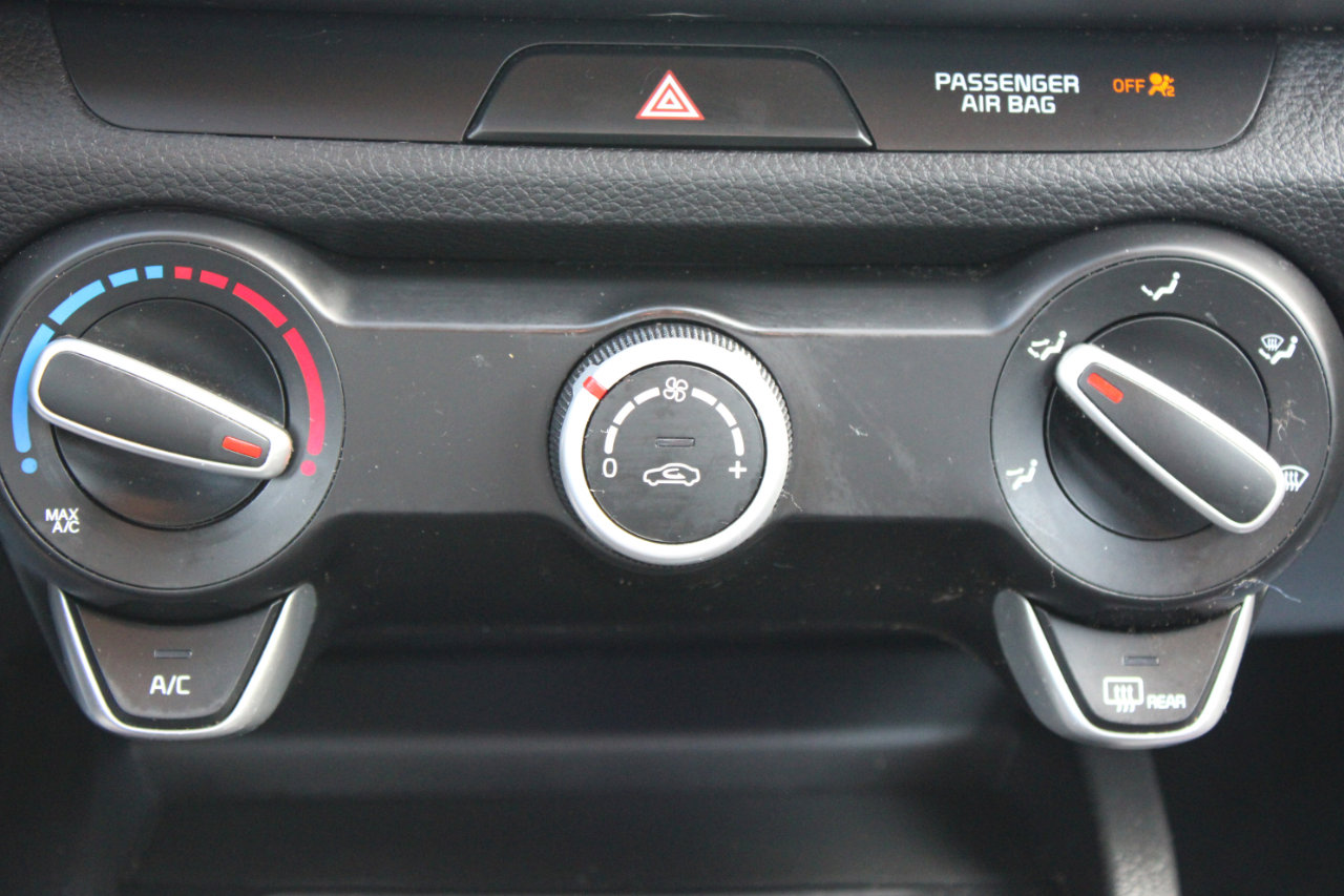 Used 2022 Kia Rio S image 25