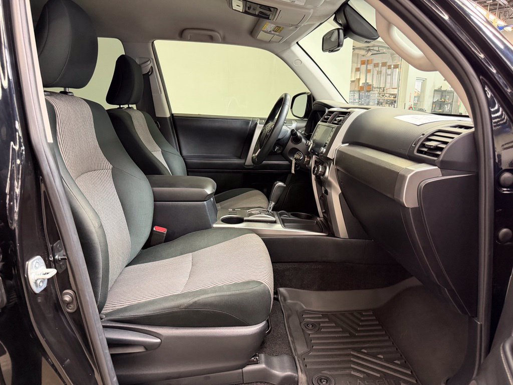 Used 2021 Toyota 4Runner SR5 RWD image 10