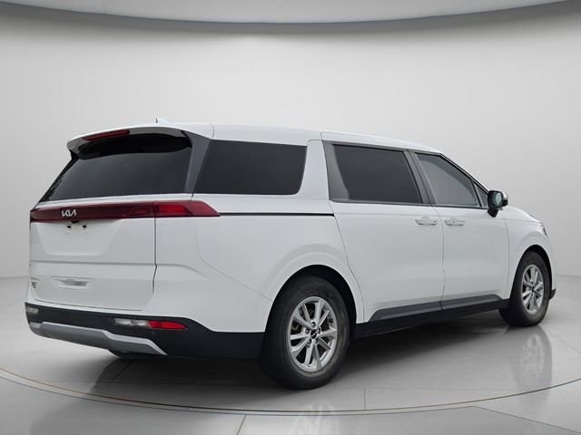 Used 2024 Kia Carnival LX FWD image 7