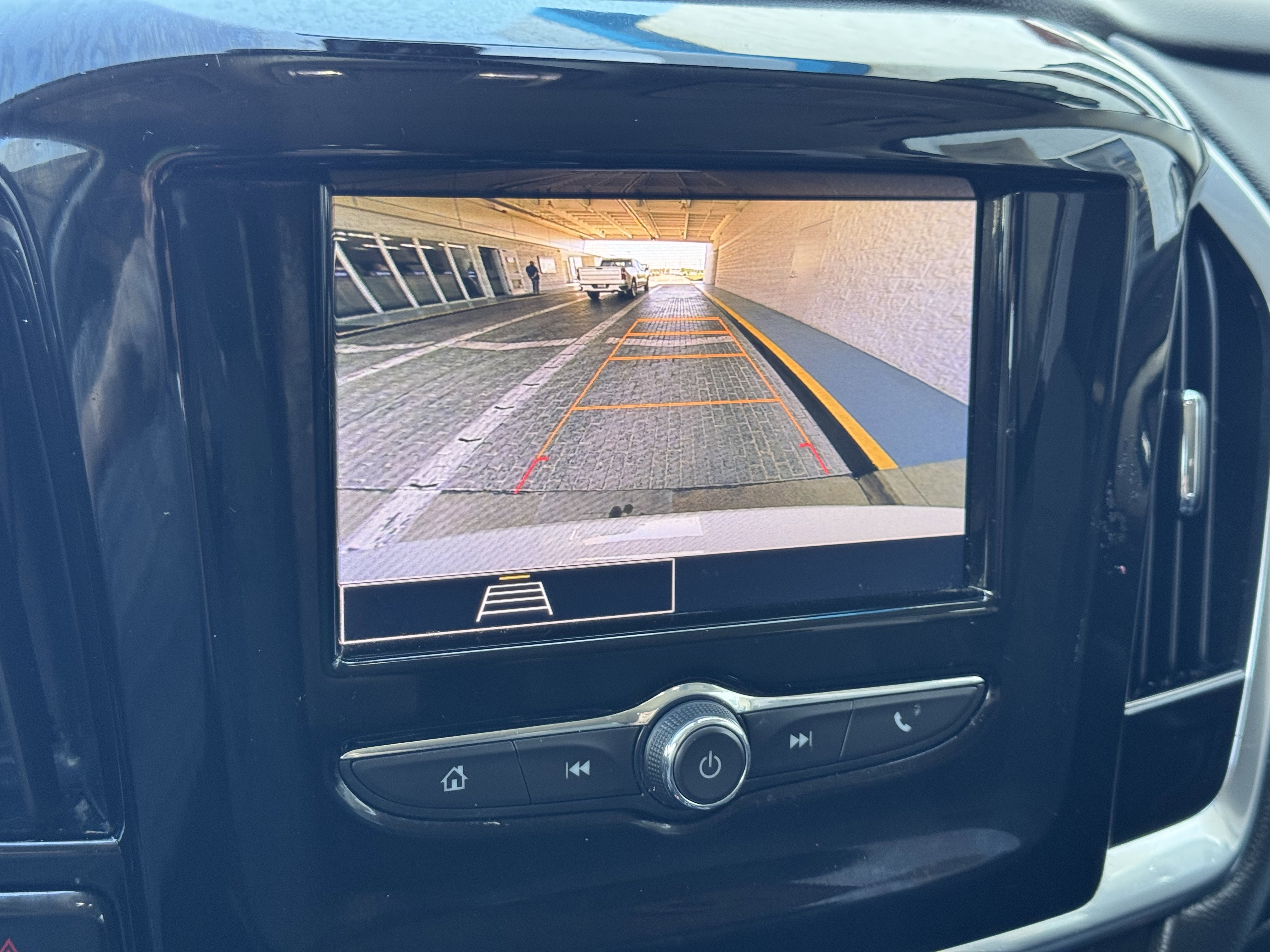Certified 2020 Chevrolet Traverse LS AWD/4WD image 28