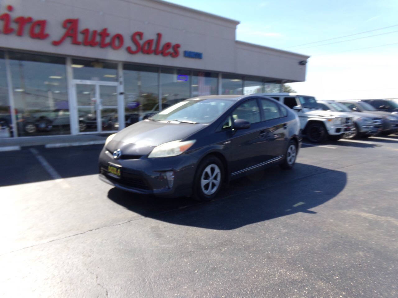 Used 2012 Toyota Prius Two FWD image 2