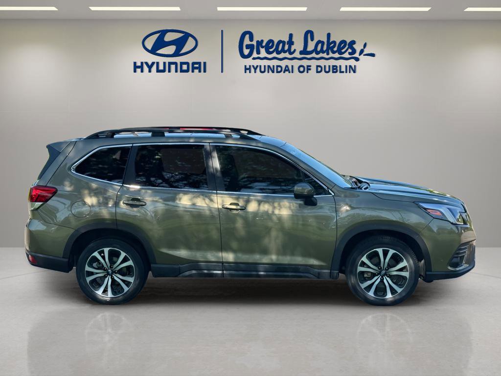 Used 2023 Subaru Forester Limited AWD/4WD image 5