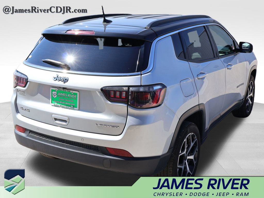Used 2025 Jeep Compass Limited AWD/4WD image 5