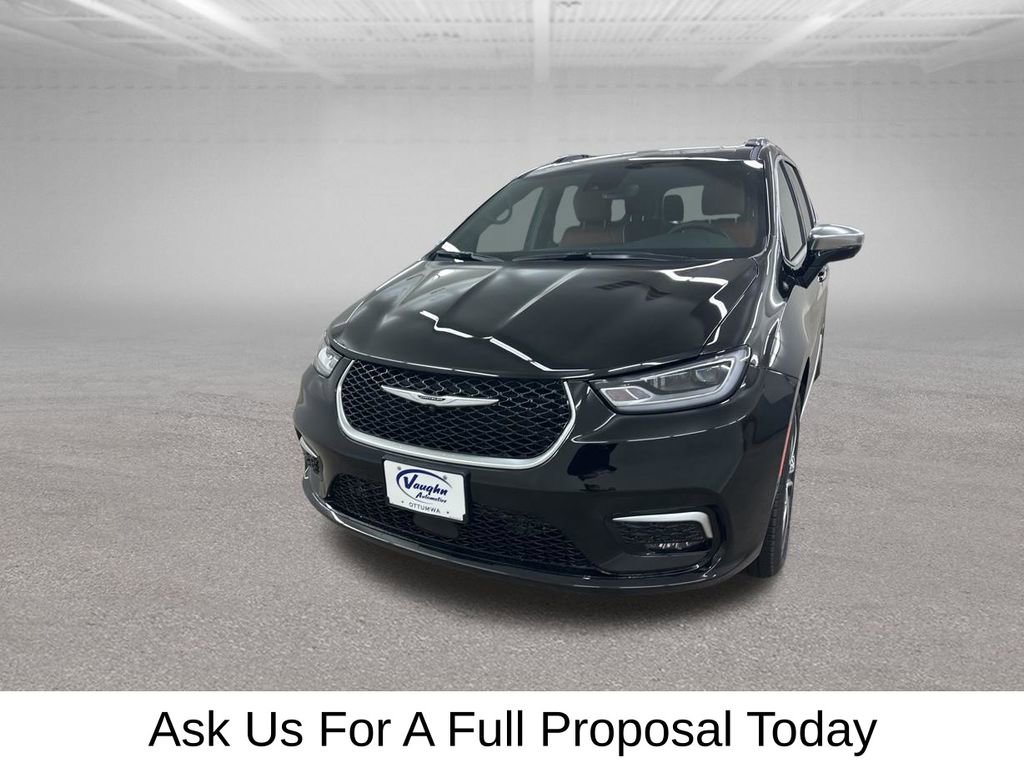 New 2026 Chrysler Pacifica Pinnacle image 4