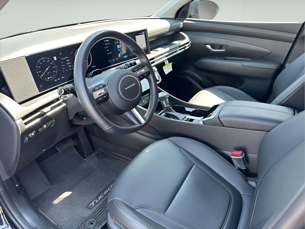 Used 2025 Hyundai Tucson SEL FWD image 10