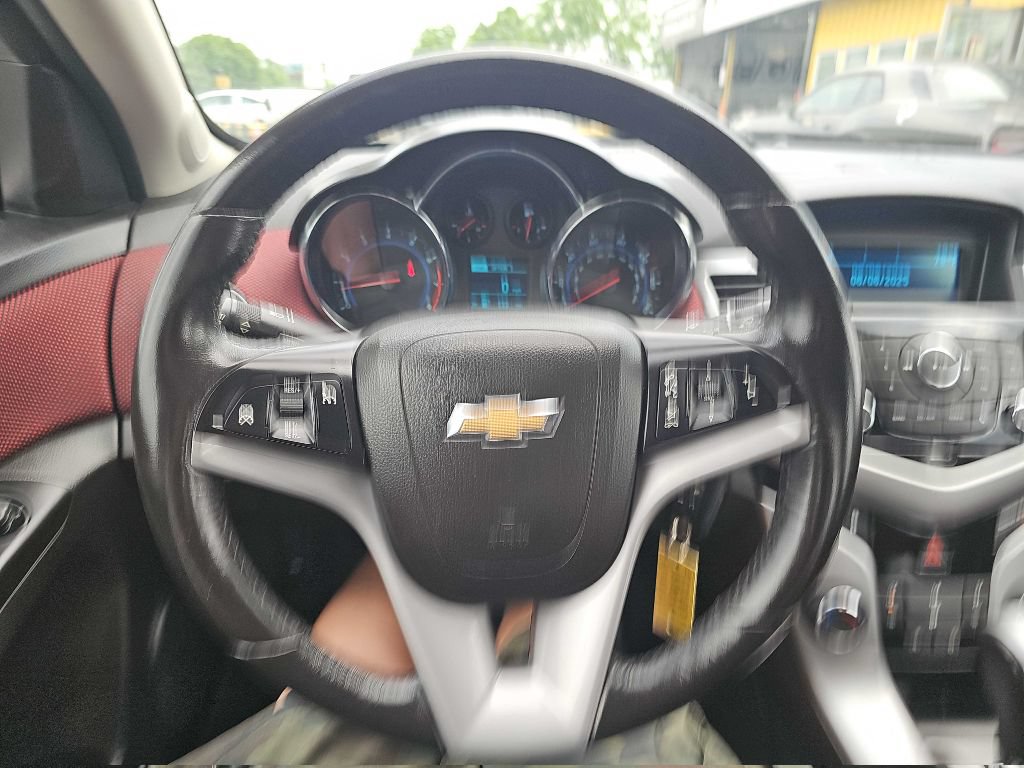 Used 2013 Chevrolet Cruze LT w/ RS Package FWD image 33