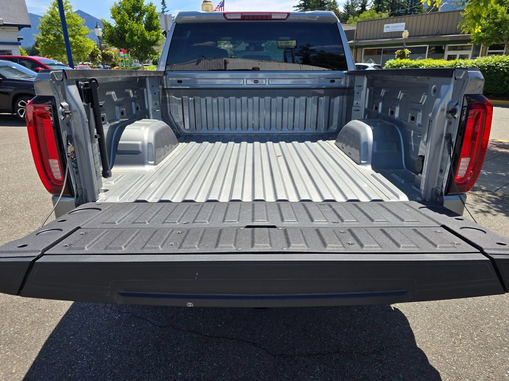 Used 2025 GMC Sierra 1500 SLT w/ SLT Premium Package AWD/4WD image 15