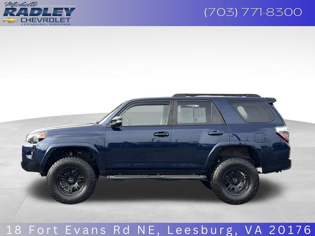 Used 2020 Toyota 4Runner Venture image 2