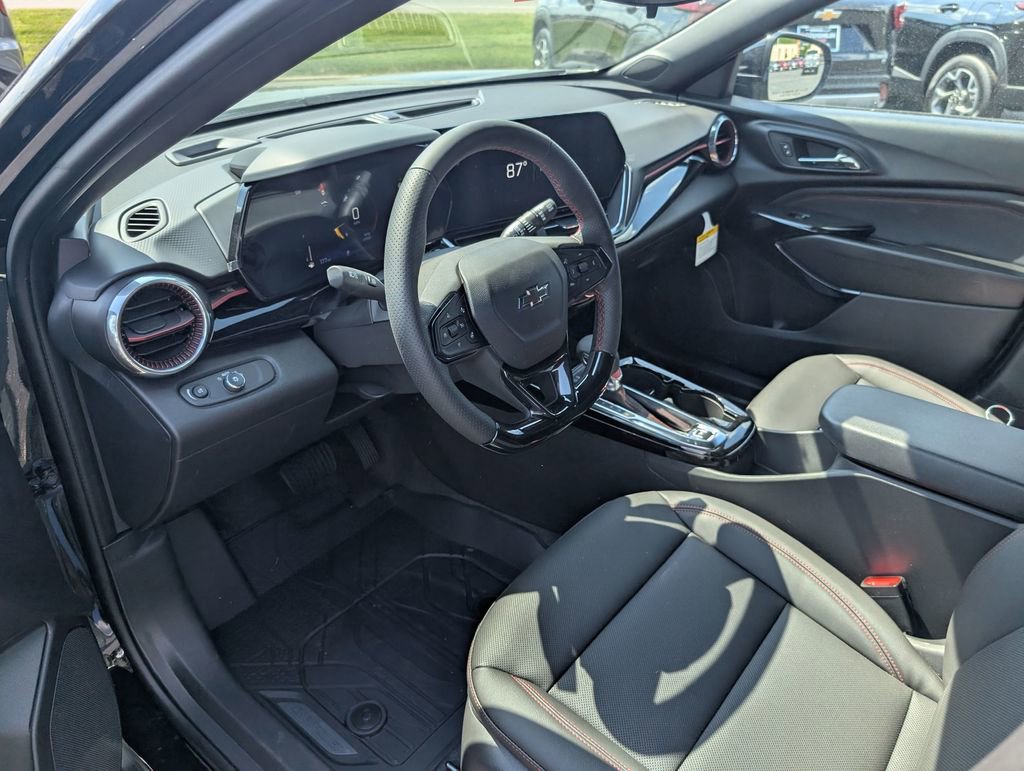 New 2026 Chevrolet Trax RS w/ Sunroof Package FWD image 12