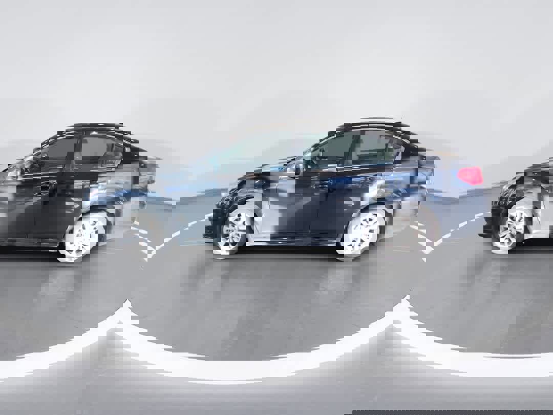 Used 2014 Subaru Legacy 2.5i Limited w/ Popular Package #2 image 5