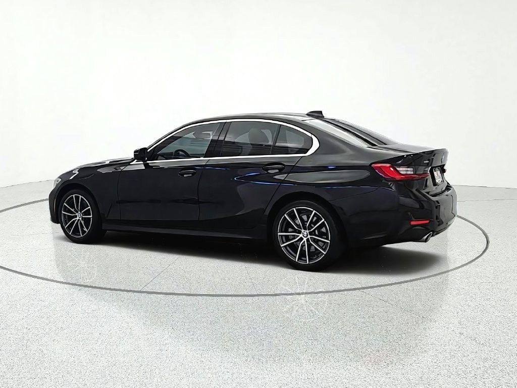 Used 2021 BMW 330i xDrive Sedan w/ Driving Assistance Package AWD/4WD image 4