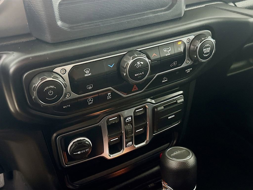 Used 2022 Jeep Gladiator Willys image 25