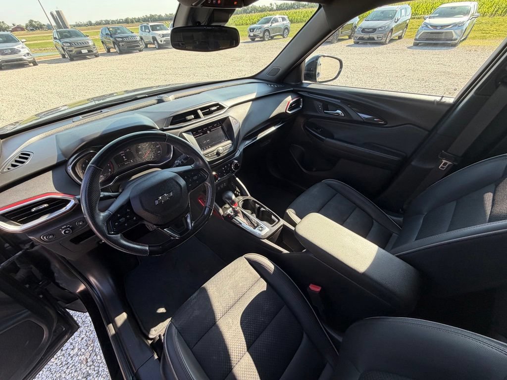 Used 2022 Chevrolet TrailBlazer RS FWD image 12