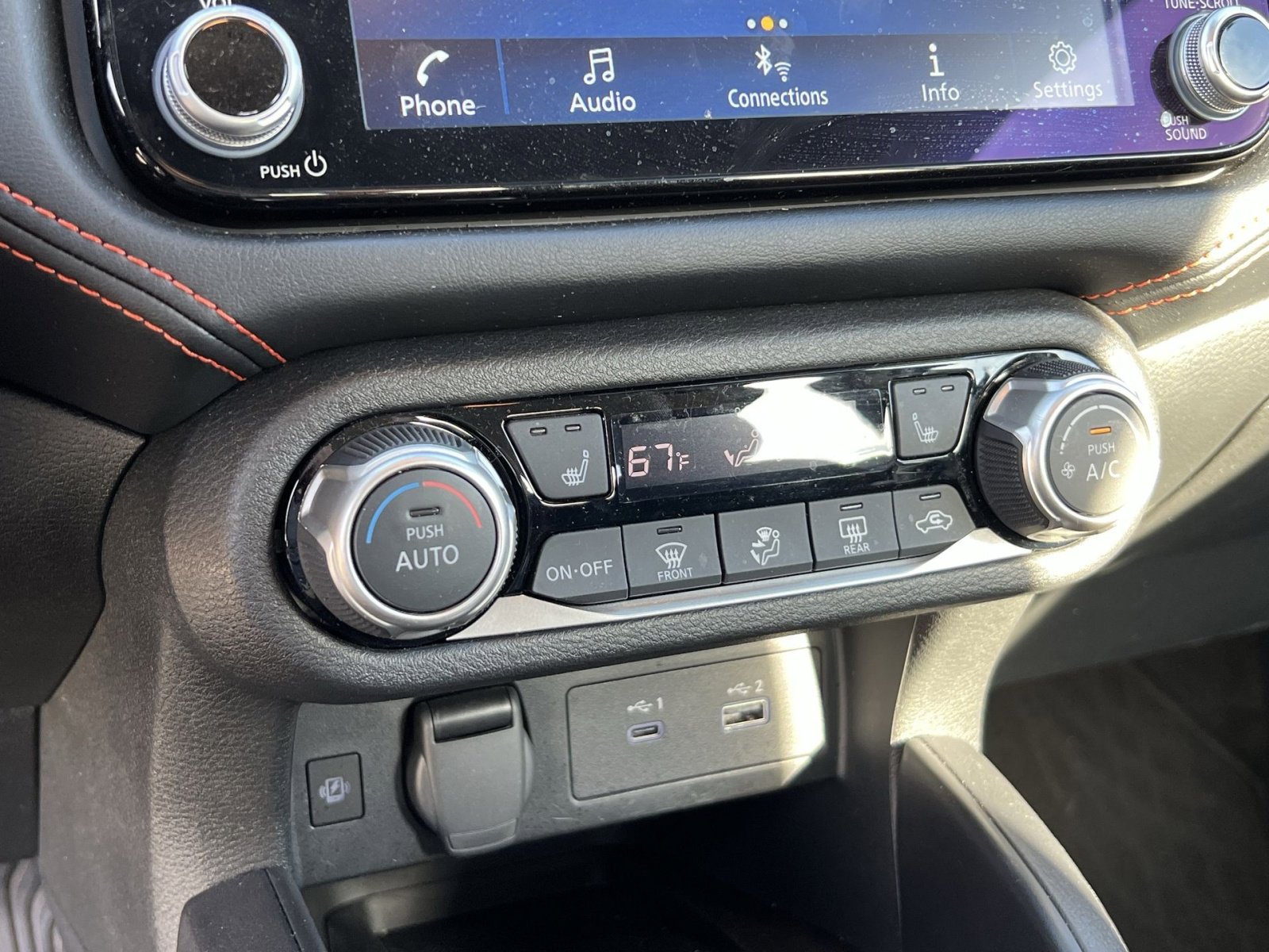 Used 2024 Nissan Versa SR w/ Trunk Package image 19