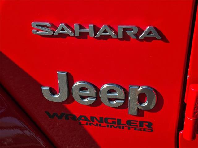 Used 2020 Jeep Wrangler Unlimited Sahara w/ Uconnect 4C Nav & Sound Group AWD/4WD image 10