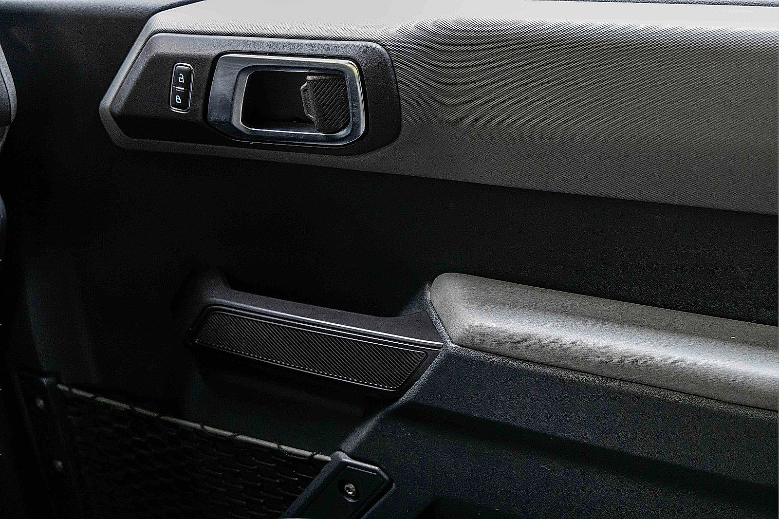 Used 2024 Ford Bronco Everglades image 17