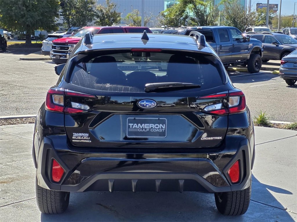 Used 2024 Subaru Crosstrek 2.0i Premium image 3