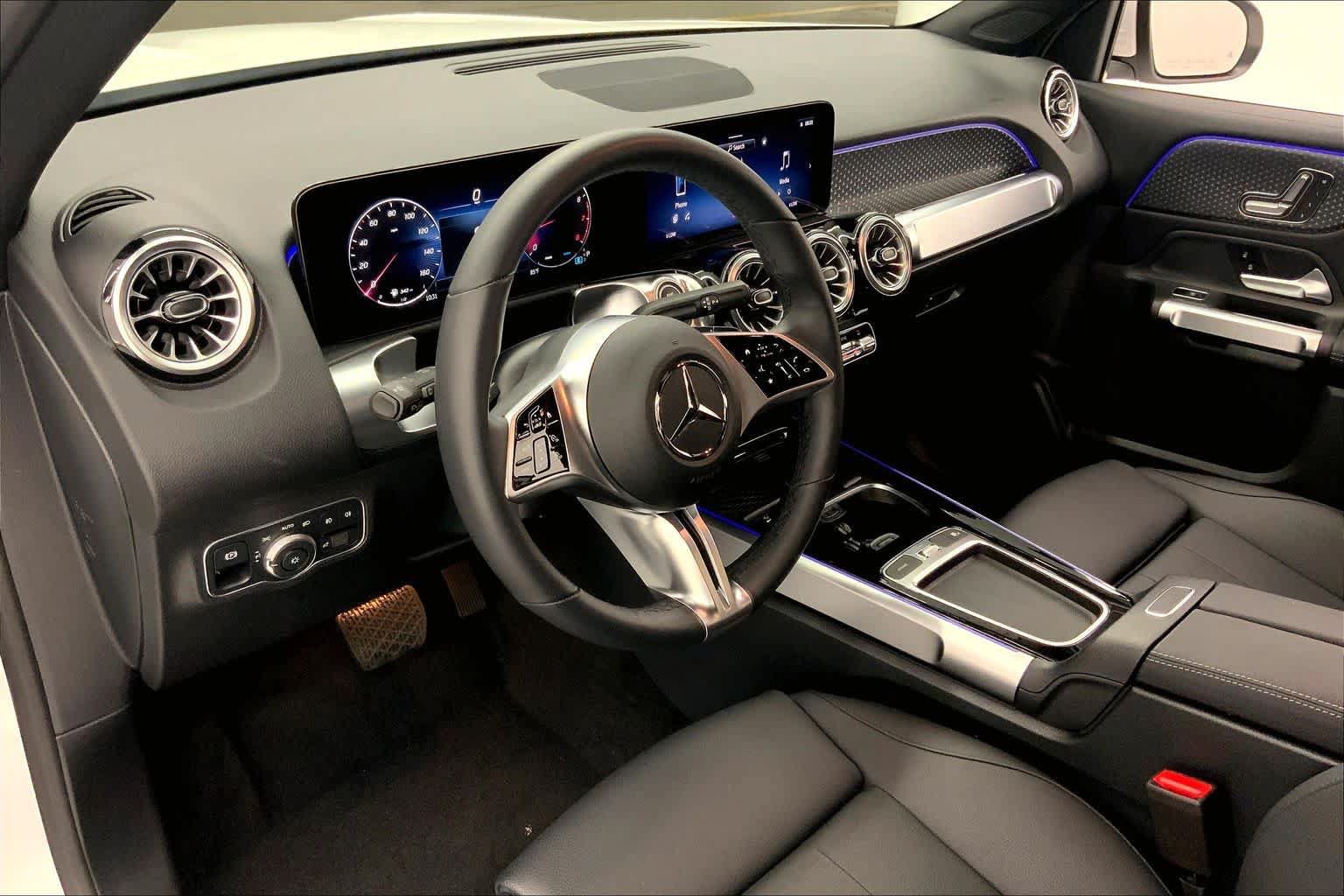 Used 2026 Mercedes-Benz GLB 250 image 20