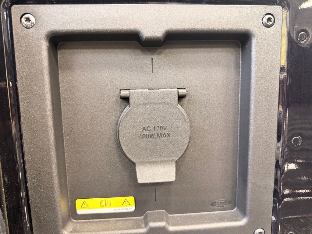 Used 2023 Ford F150 XLT w/ Equipment Group 302A High image 12