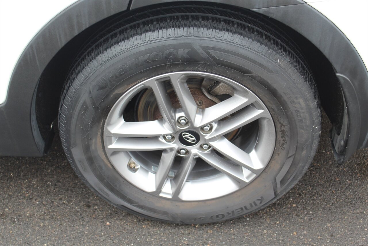 Used 2018 Hyundai Santa Fe Sport AWD/4WD image 25