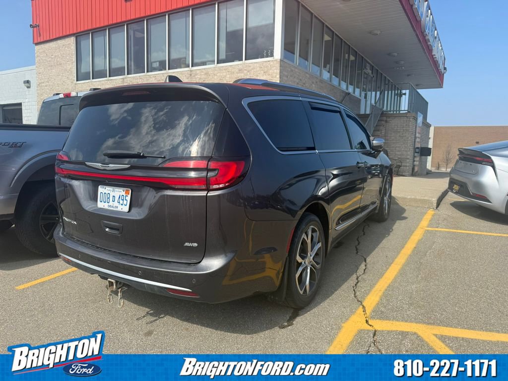 Used 2021 Chrysler Pacifica Pinnacle image 5