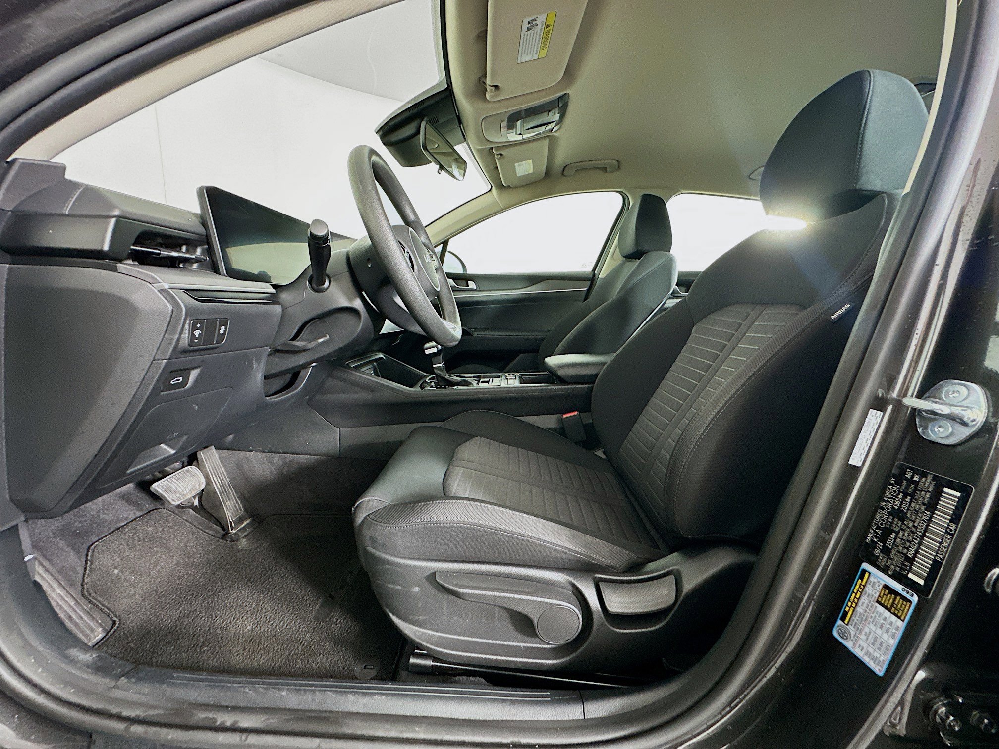 Used 2025 Kia K5 LXS image 13