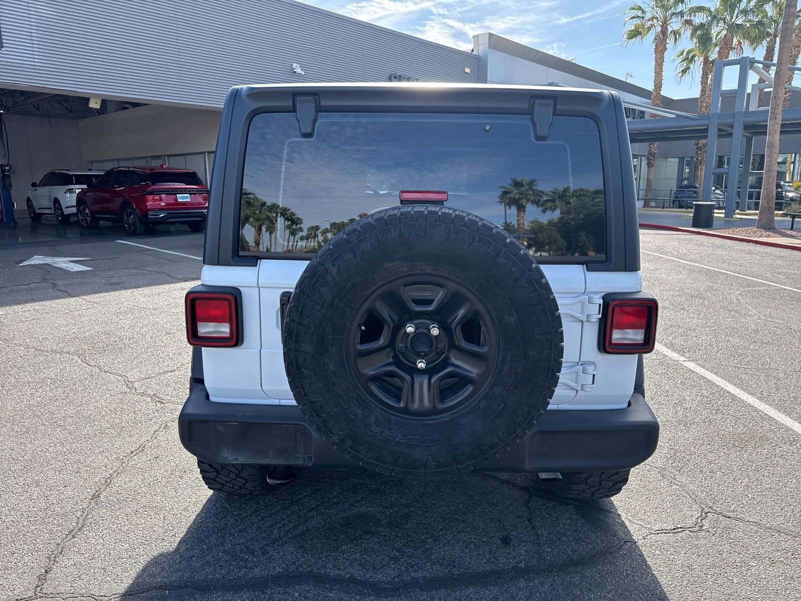 Used 2025 Jeep Wrangler Sport AWD/4WD image 6