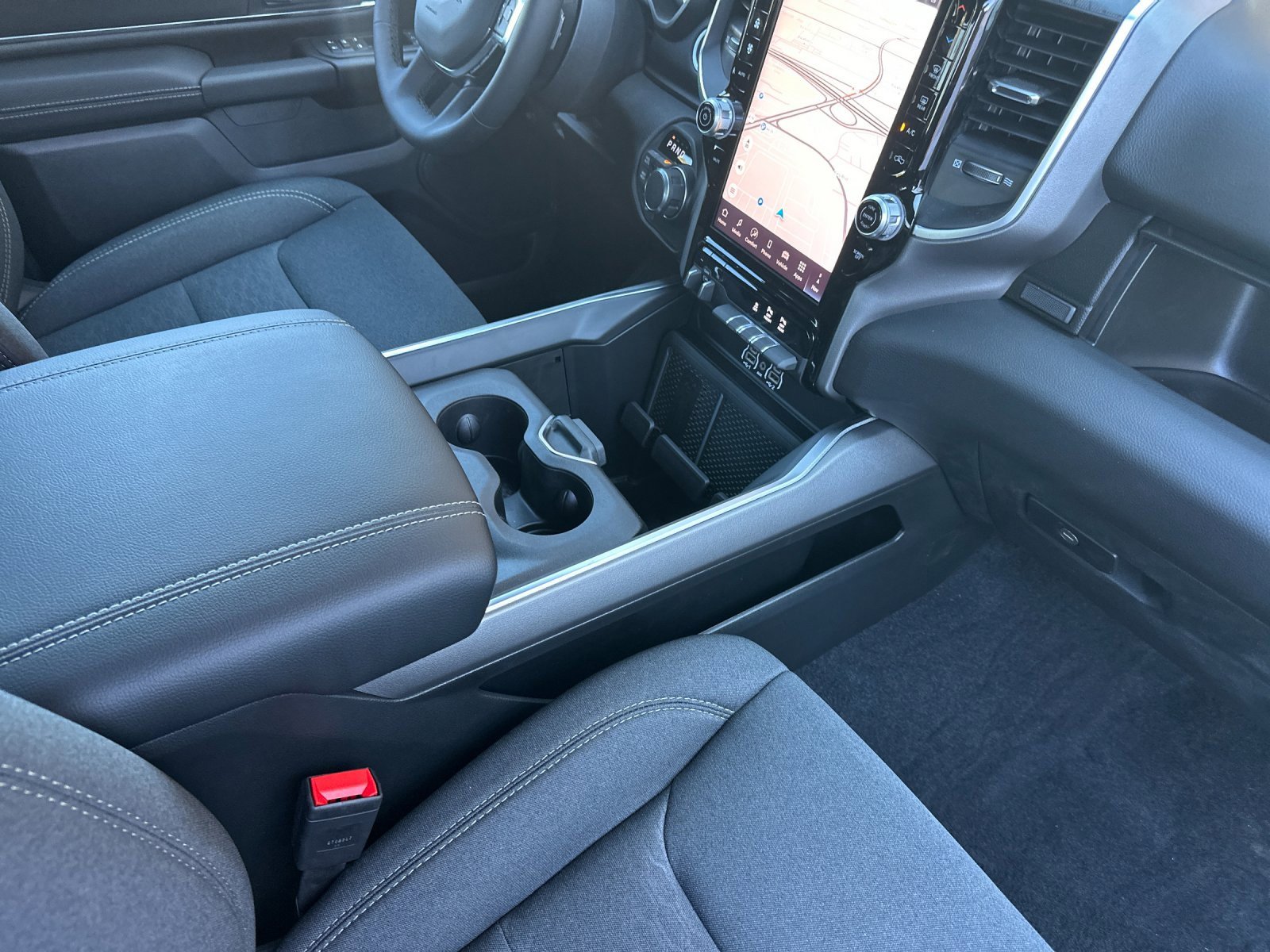 New 2026 RAM 1500 4x4 Crew Cab image 15