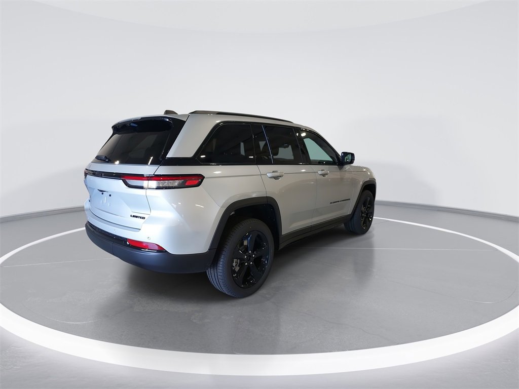 New 2025 Jeep Grand Cherokee Limited w/ Luxury Tech Group II image 8