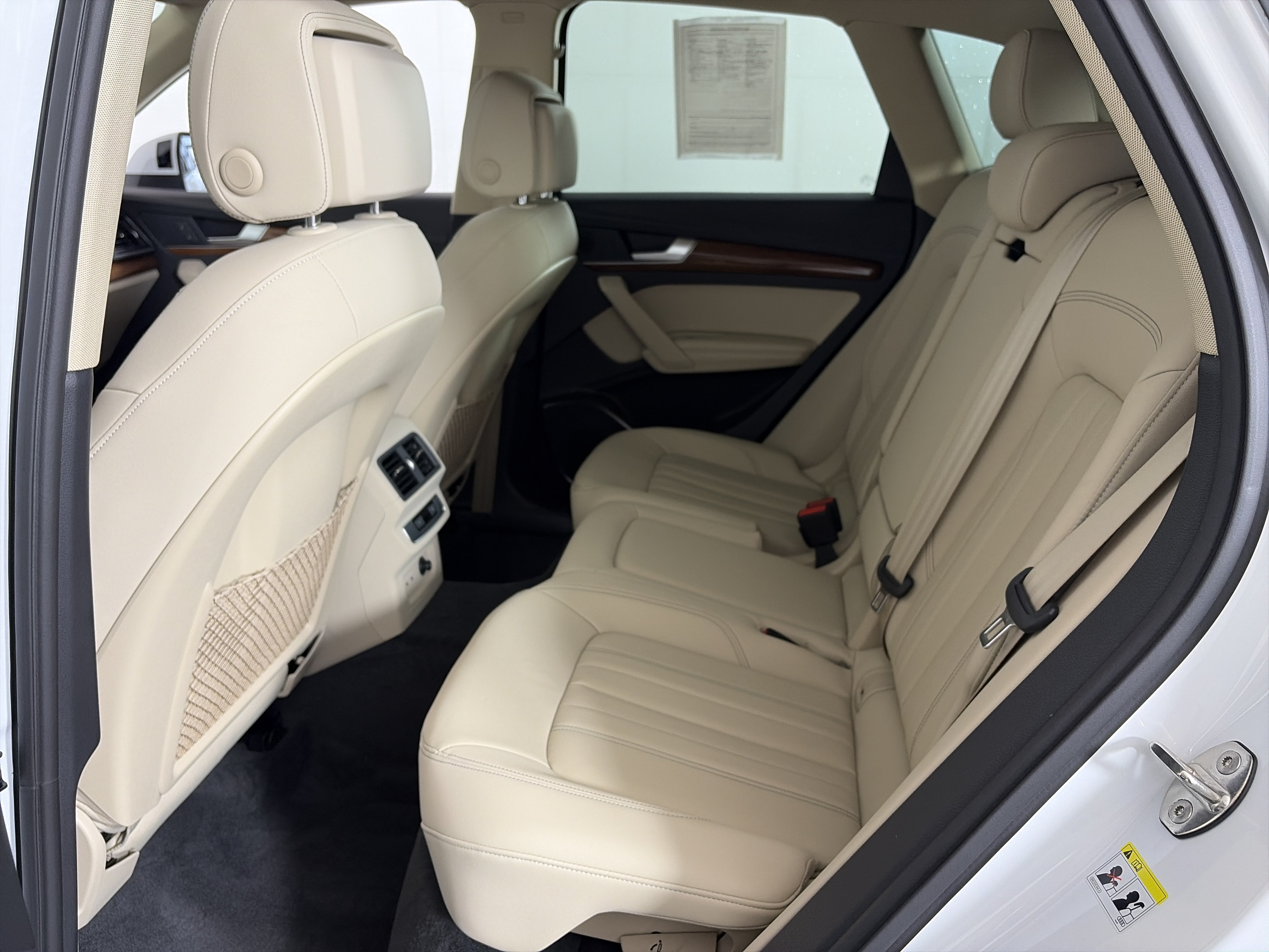 Certified 2022 Audi Q5 2.0T Premium Plus AWD/4WD image 7