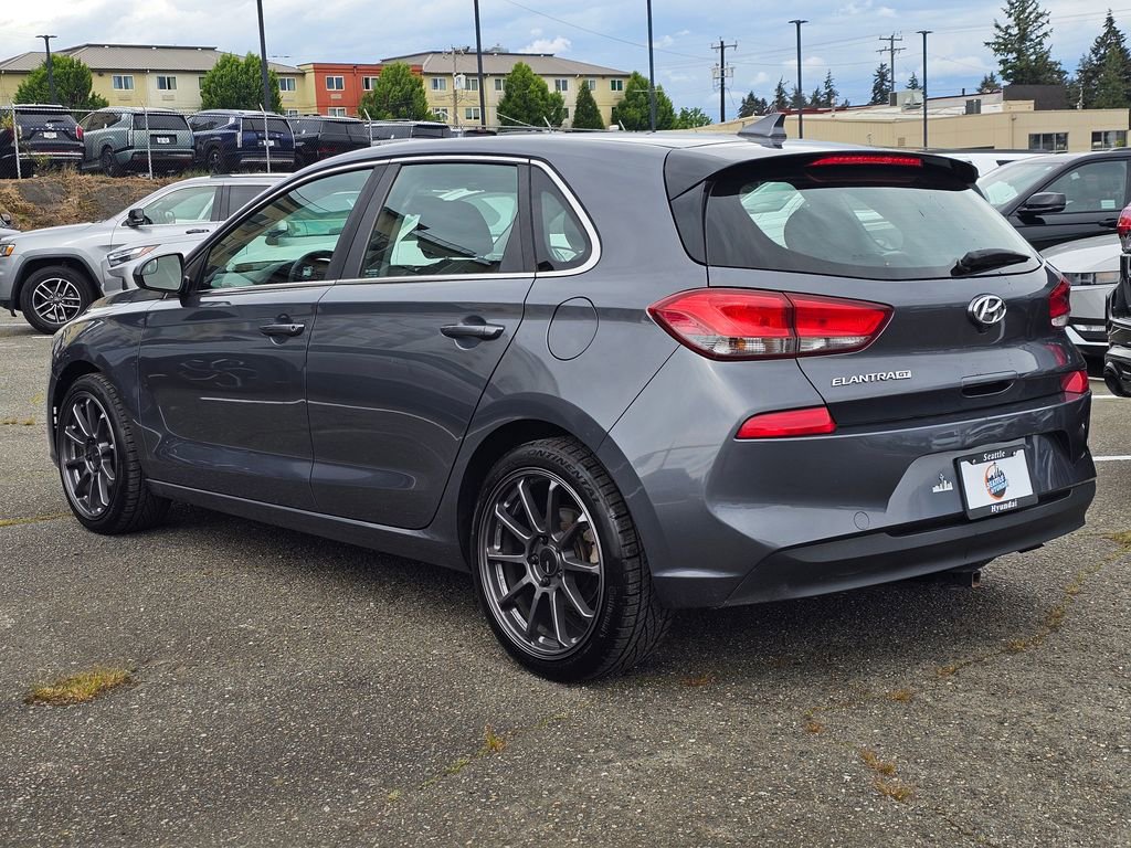 Used 2018 Hyundai Elantra GT FWD image 5