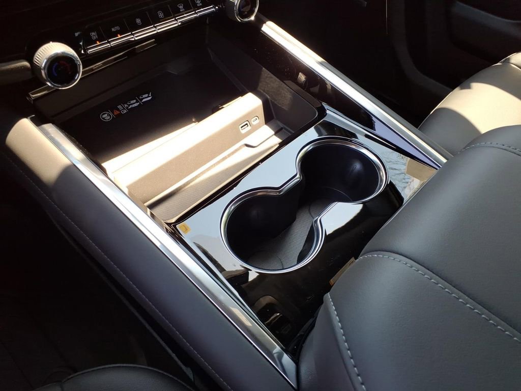 New 2026 Chevrolet Tahoe Z71 w/ Comfort Package image 21