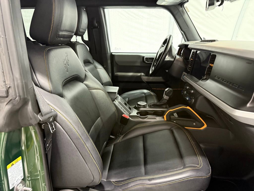 Used 2023 Ford Bronco Badlands w/ Sasquatch Package image 19