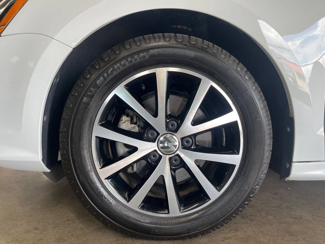 Used 2017 Volkswagen Jetta SE FWD image 28