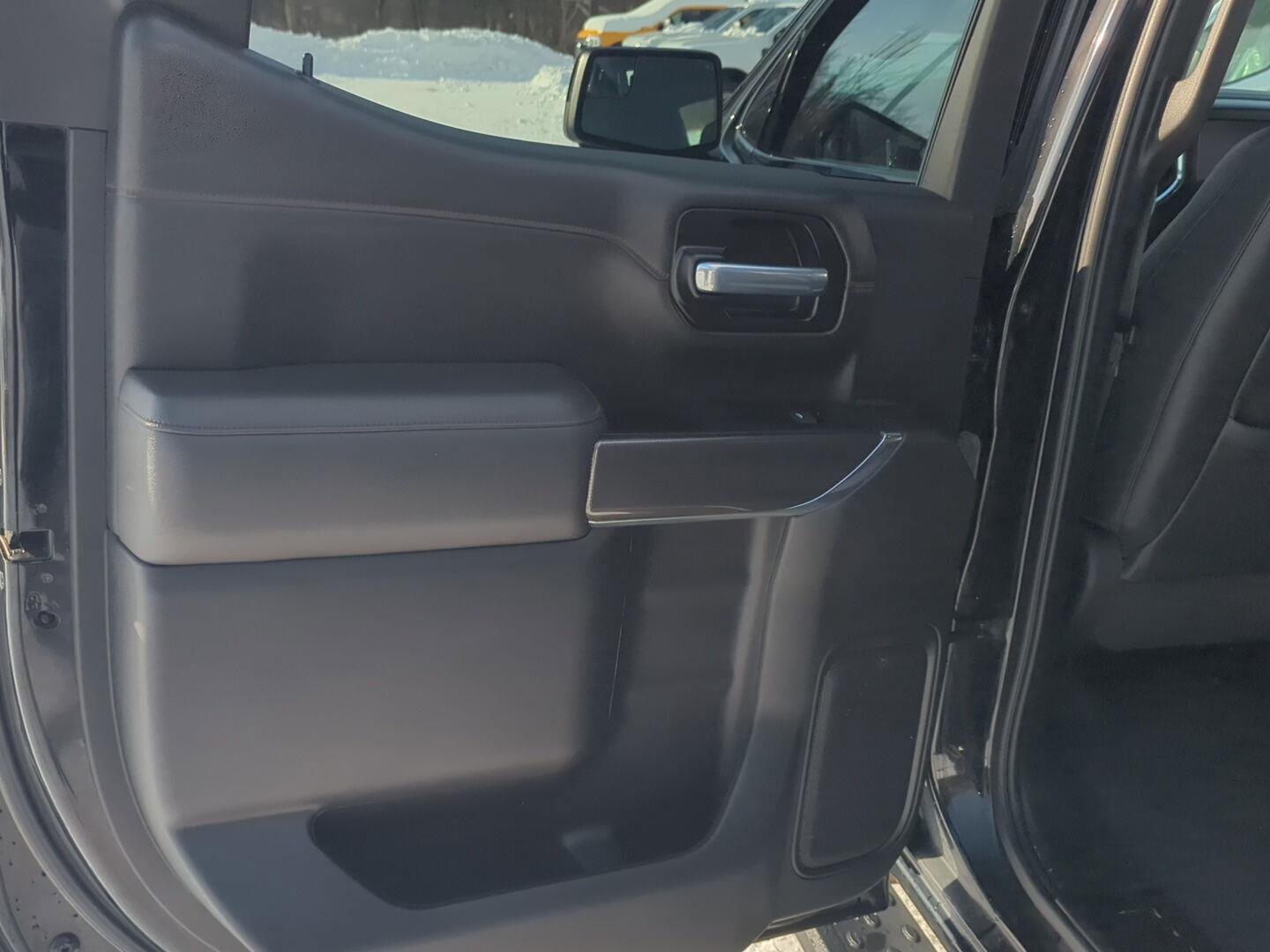 Used 2021 GMC Sierra 1500 AT4 image 17